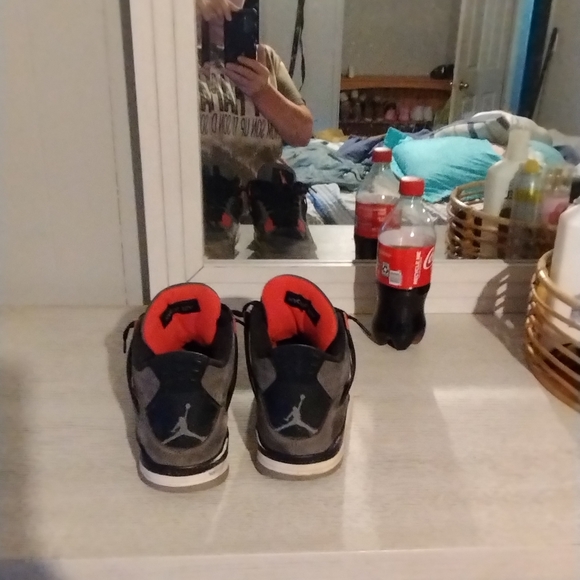 $100 - Picture 2 of 3